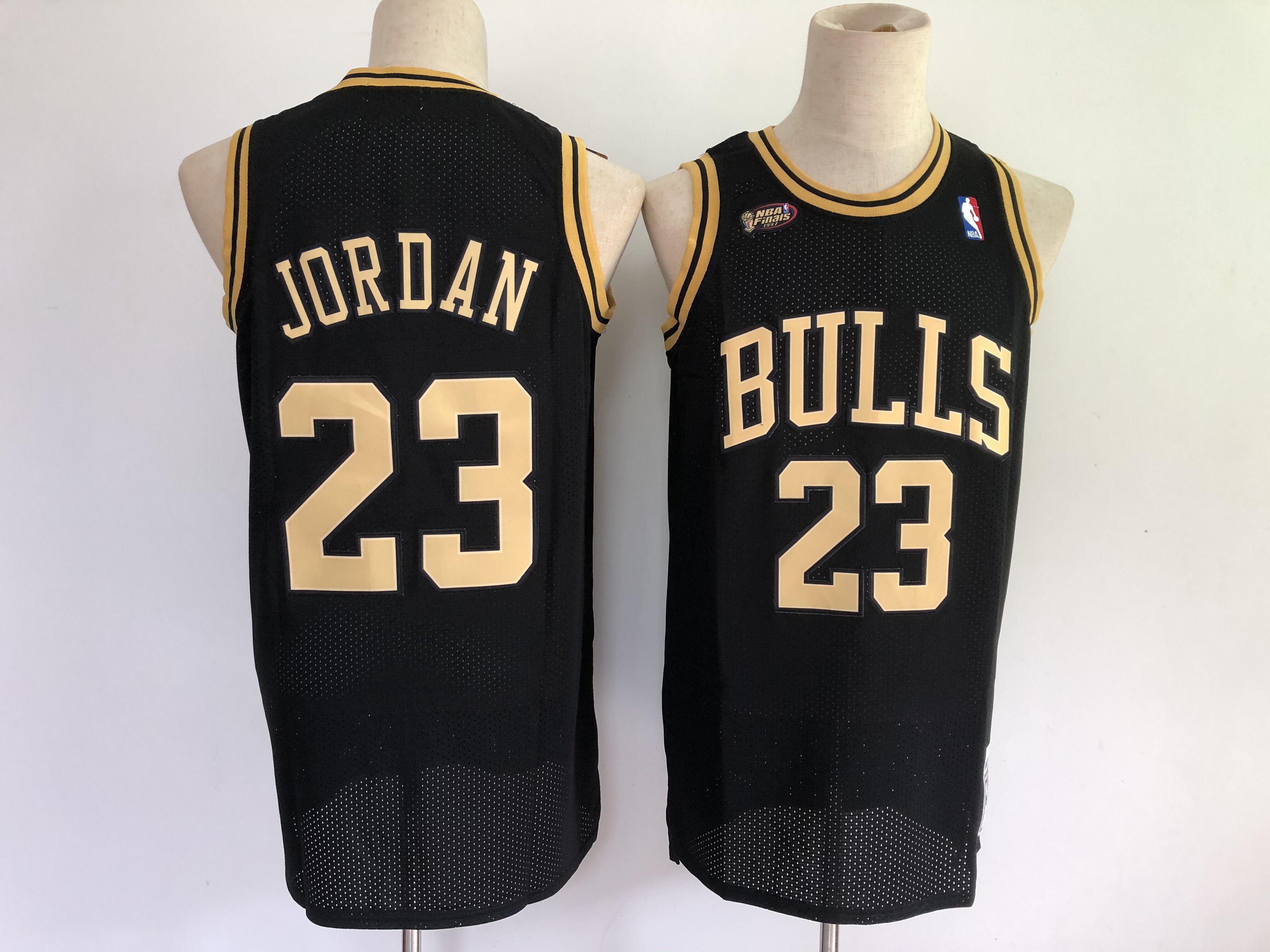 Men Chicago Bulls #23 Jordan Black gold Throwback 2021 NBA Jersey->cincinnati reds->MLB Jersey